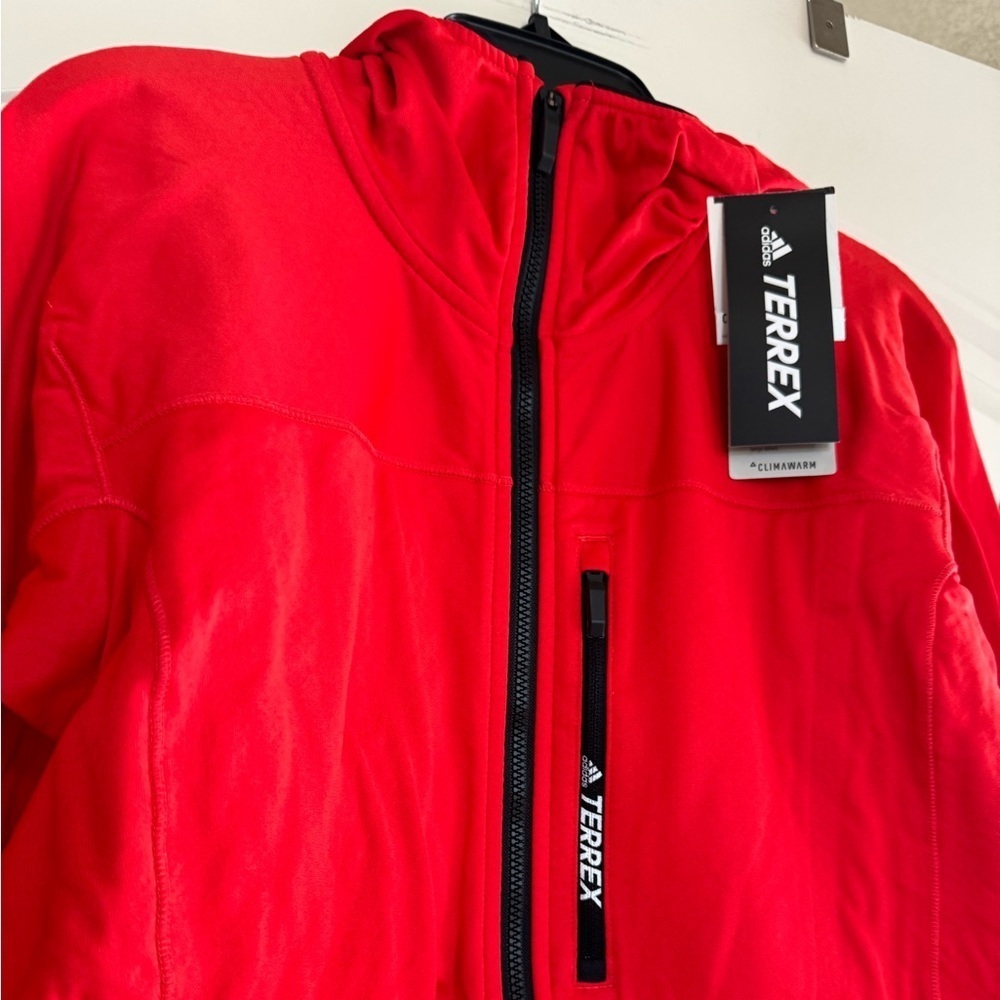 New Adidas Jacket - Picture 2 of 6